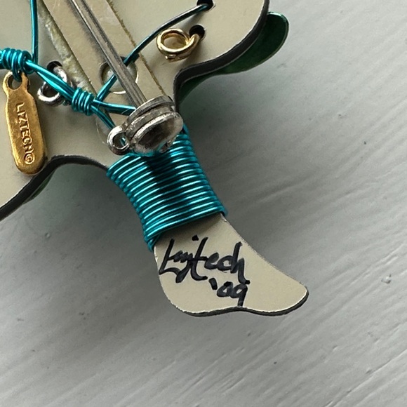 Liztech Liz Tech Holiday Christmas Tree Brooch - Picture 4 of 6